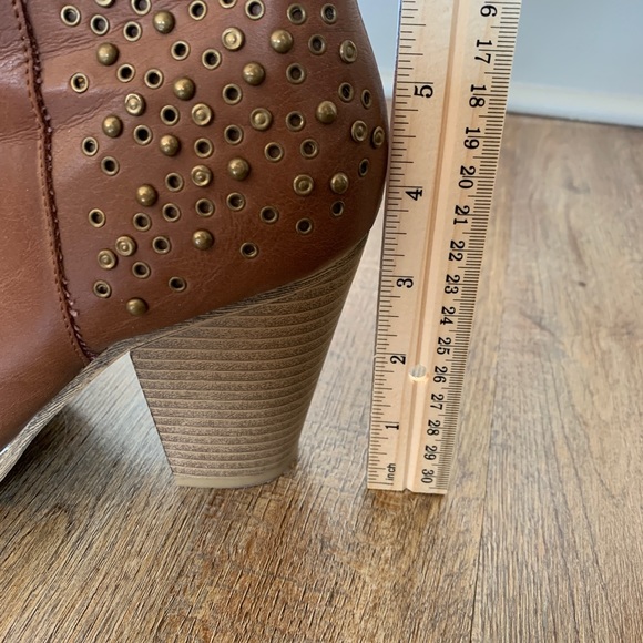 Rampage Valorie Booties - Picture 7 of 9